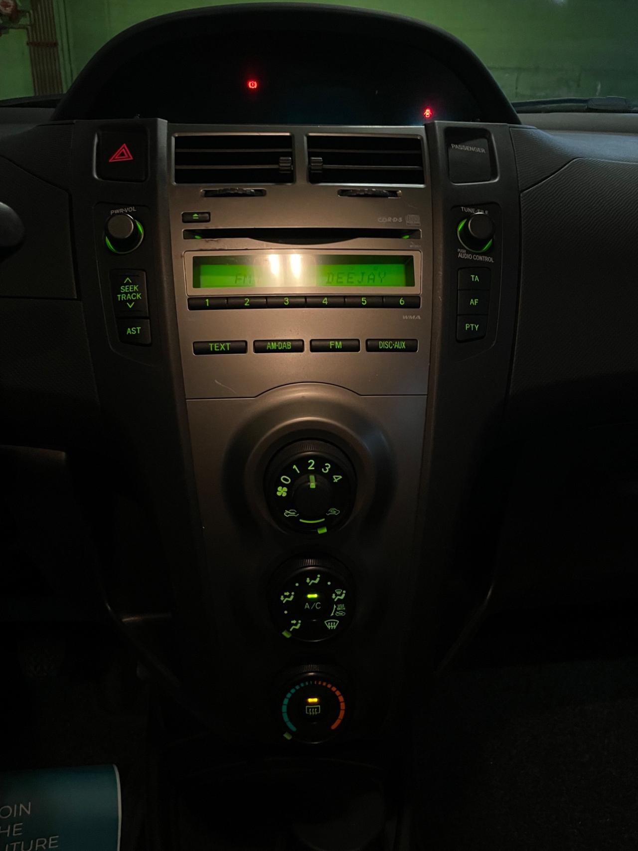 Toyota Yaris 1.0 Neopatentati Euro 5