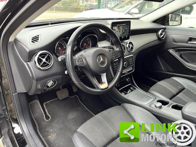 MERCEDES-BENZ GLA 220 d Automatic 4Matic Premium