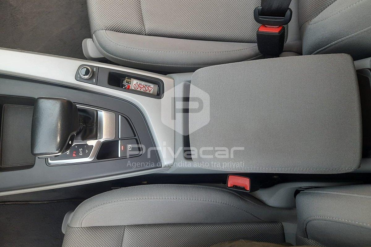 AUDI A4 30 TDI/136 CV S tronic Business Advanced