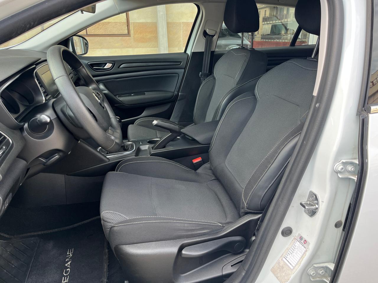 Renault Megane Sporter Blue dCi 115 CV Duel