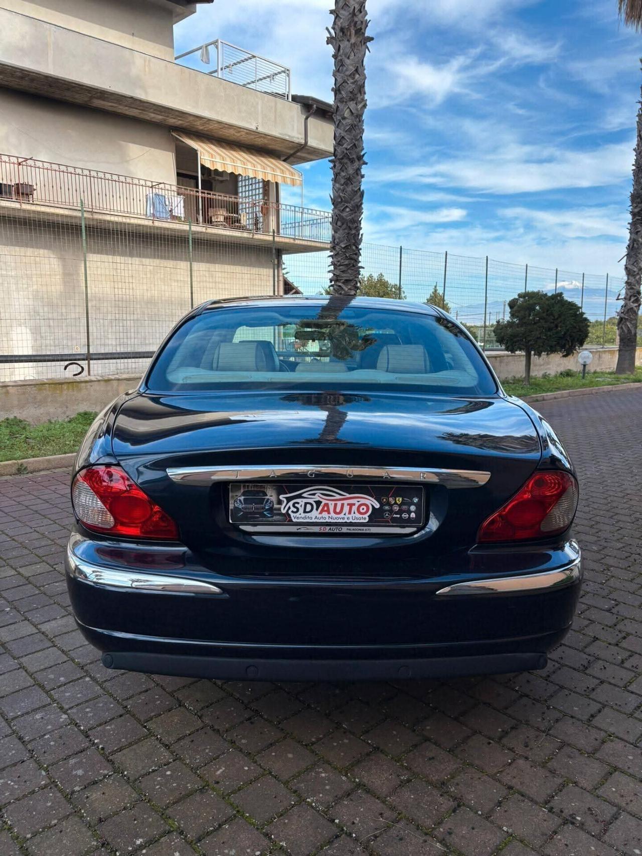 Jaguar X-Type 2.2D cat Classic/