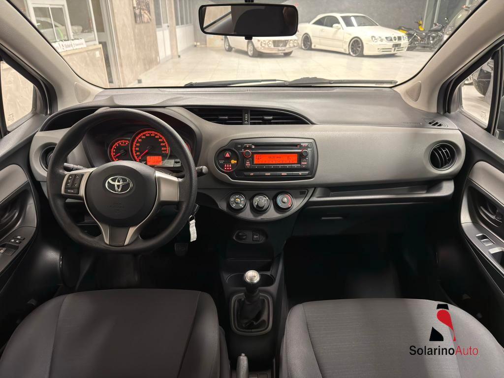 Toyota Yaris 5 Porte Yaris 5p 1.0 Trend White Edition