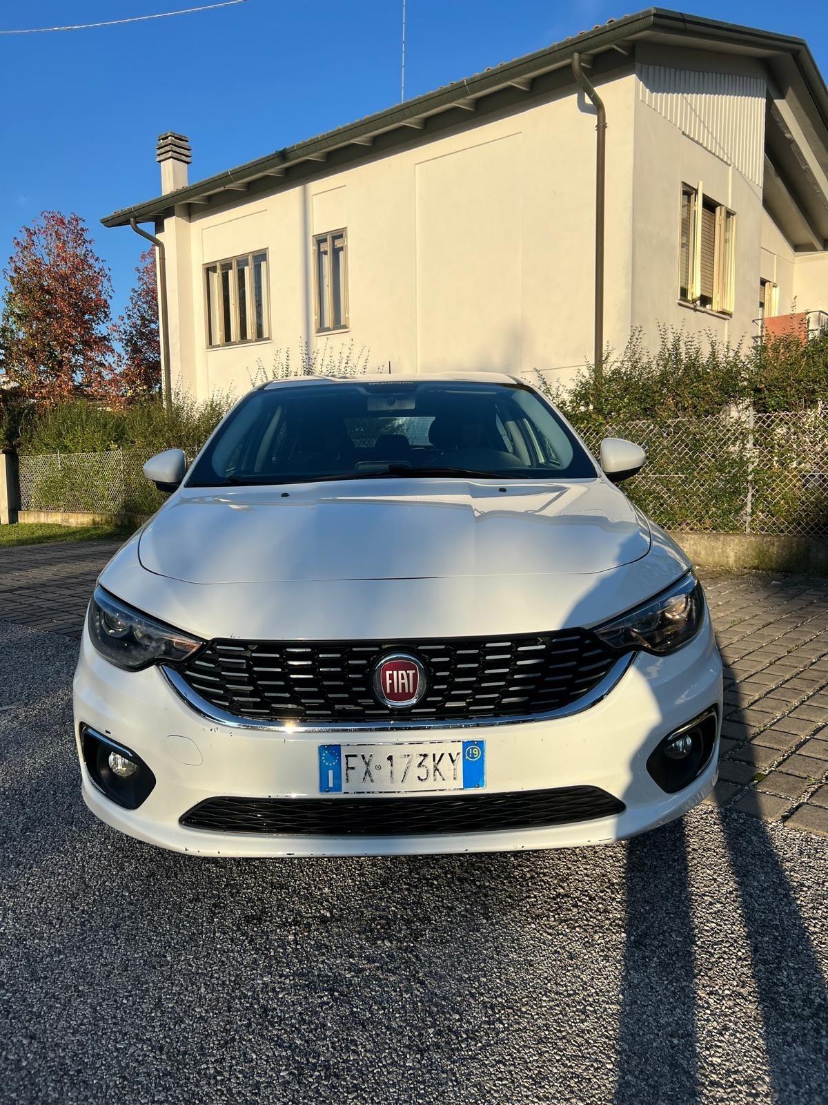 Fiat Tipo 1.6 Mjt S&S 5 porte Easy Business