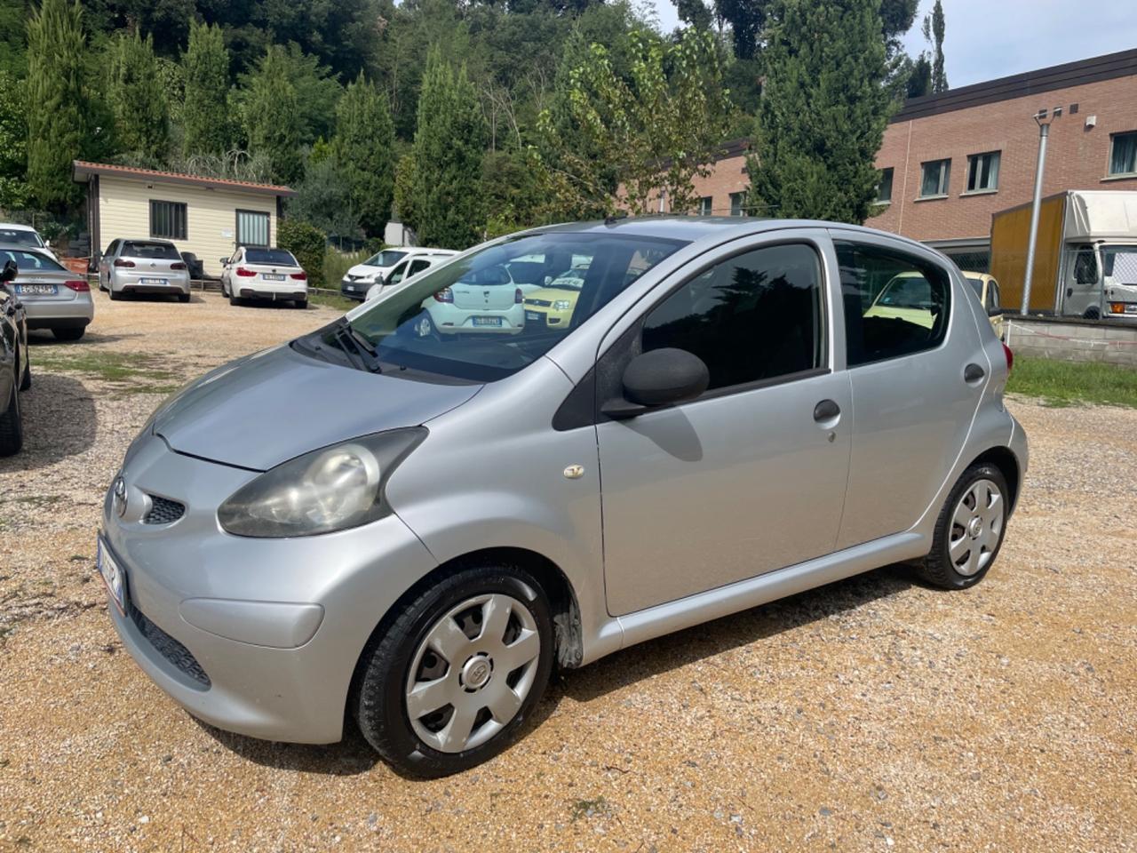 Toyota Aygo 1.0 12V VVT-i 5 porte