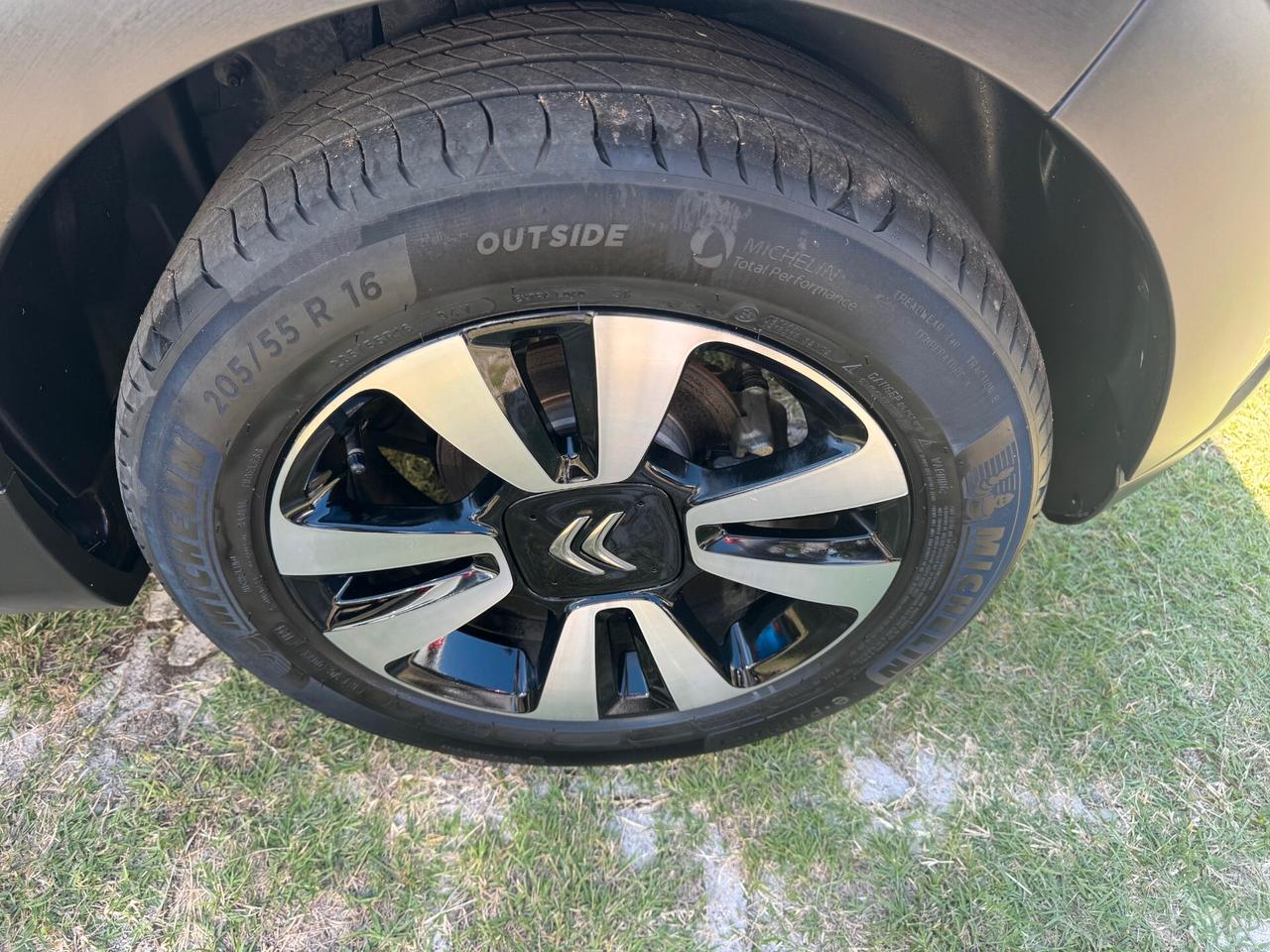 Citroen C3 1.2cc PureTech 110cv S&S EAT6 Max