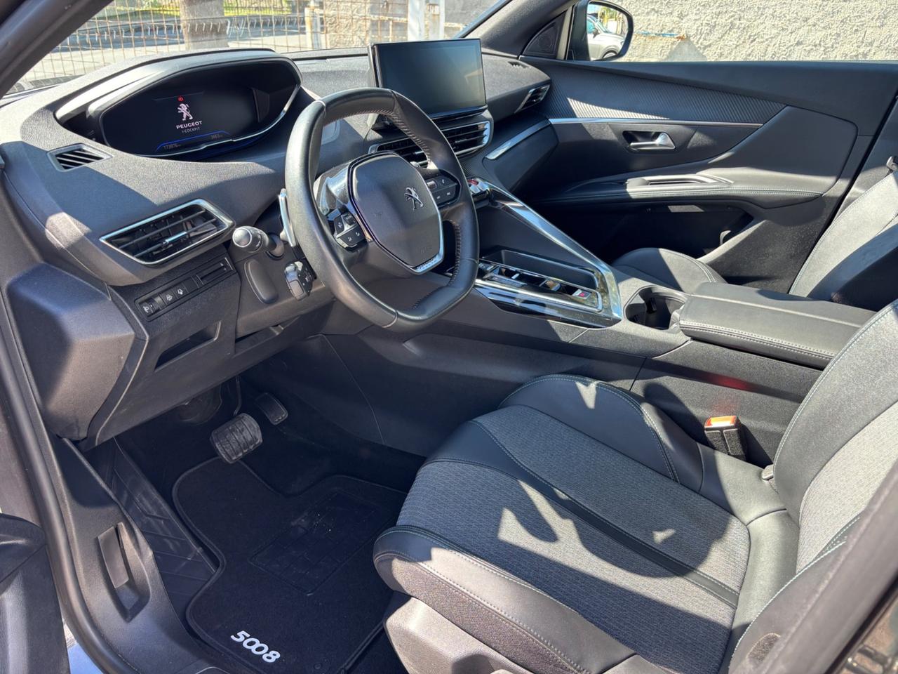 PEUGEOT 5008 HDI 130CV EAT8 AUTOMATICA 7 POSTI