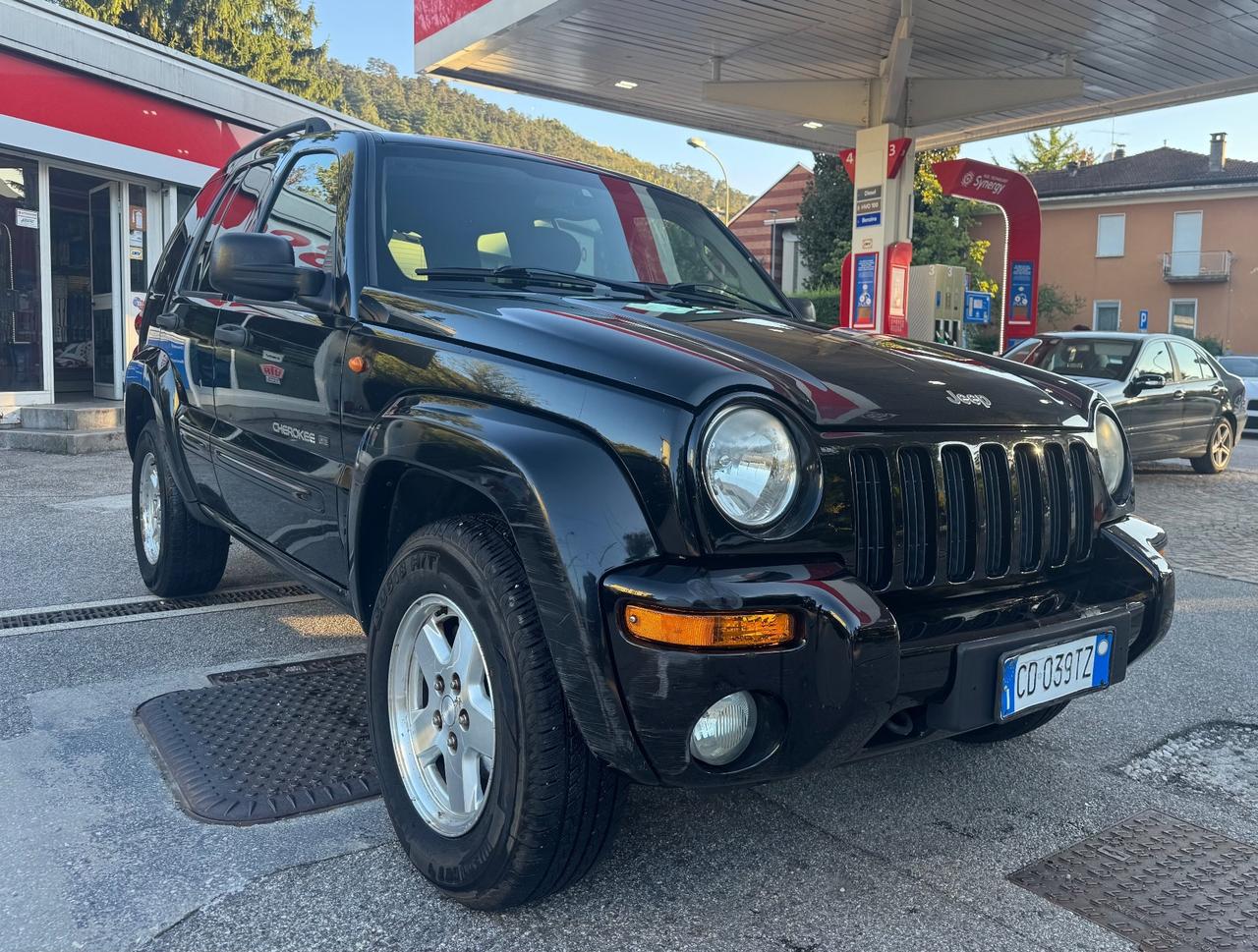 Jeep Cherokee 2.5 CRD Sport 4x4