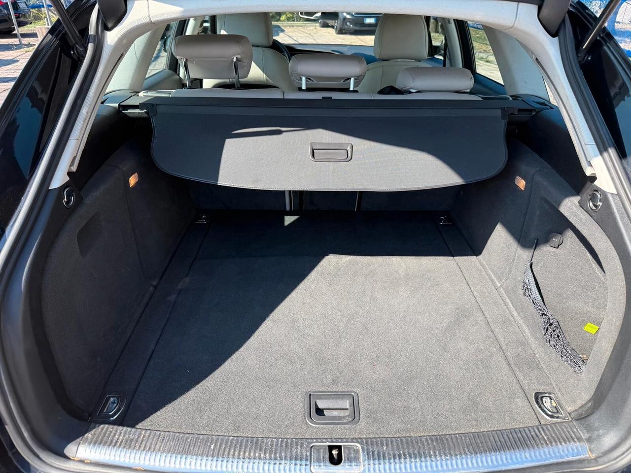 Audi A4 2.0 TDI S-Line Full Optional
