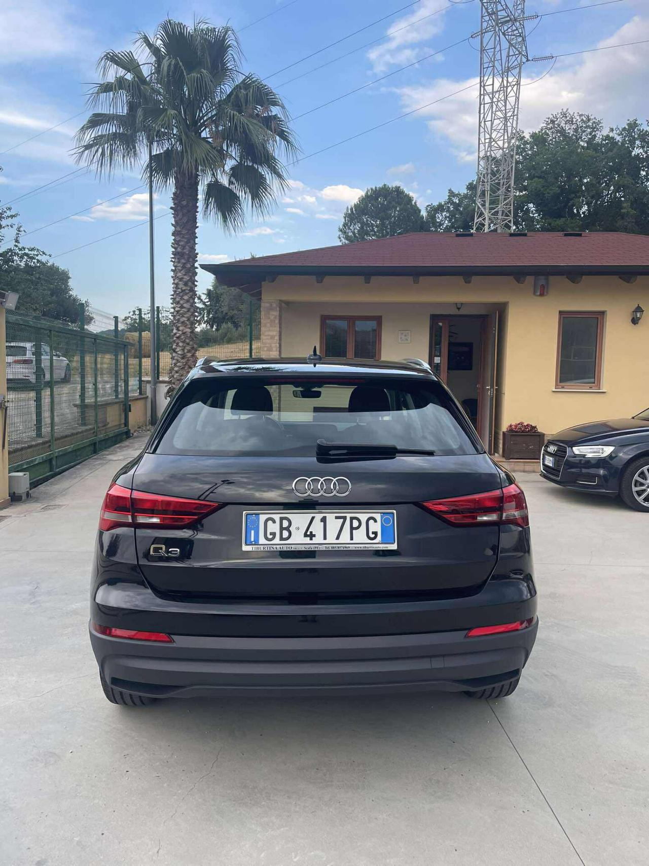 Audi Q3 35 TDI S tronic Business