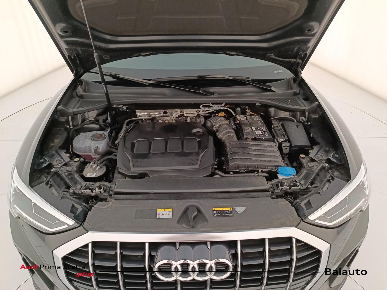 Audi Q3 35 2.0 tdi s line edition s tronic