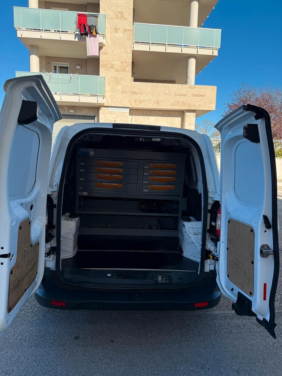 Ford Transit Courier 1.5 TDCi 75CV Van Trend