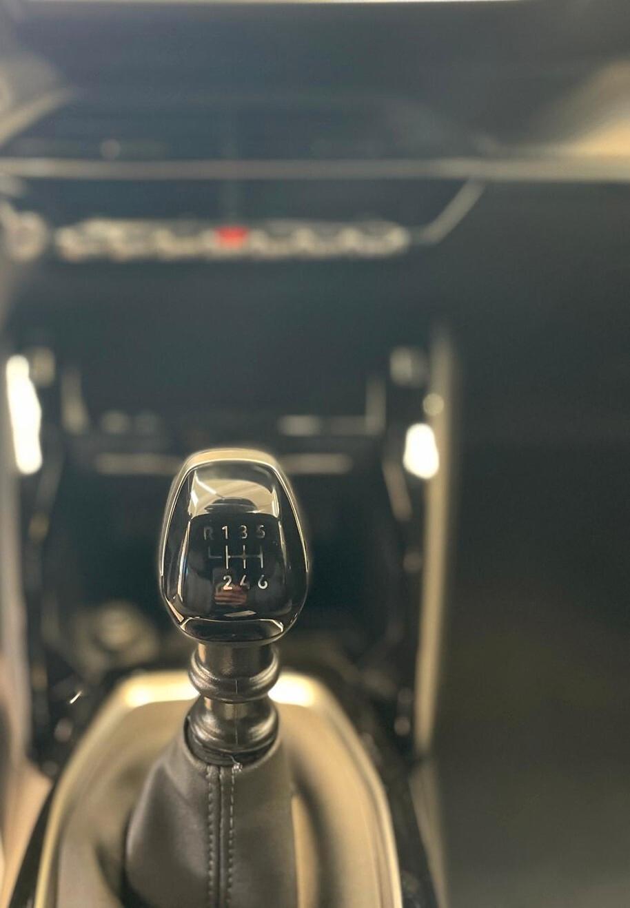 Peugeot 208 PureTech 100 Stop&Start 5 porte Allure