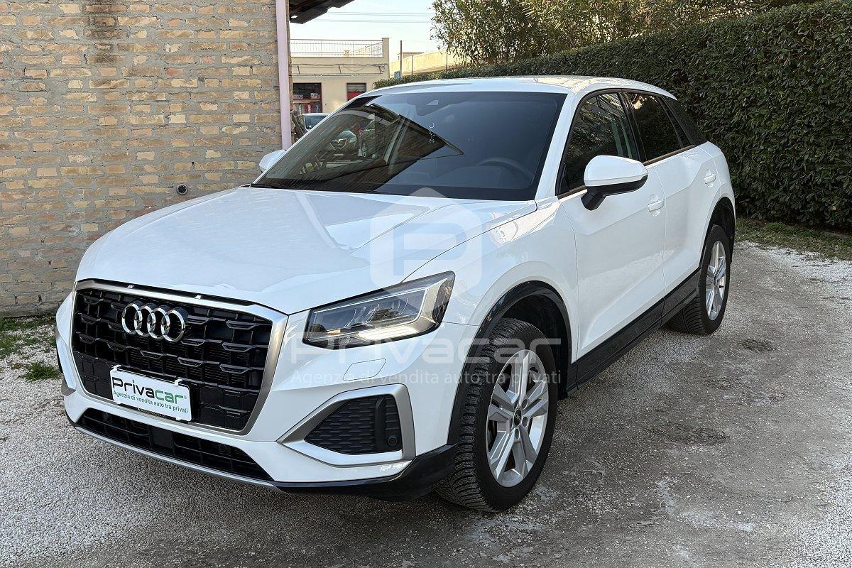 AUDI Q2 35 TFSI Business