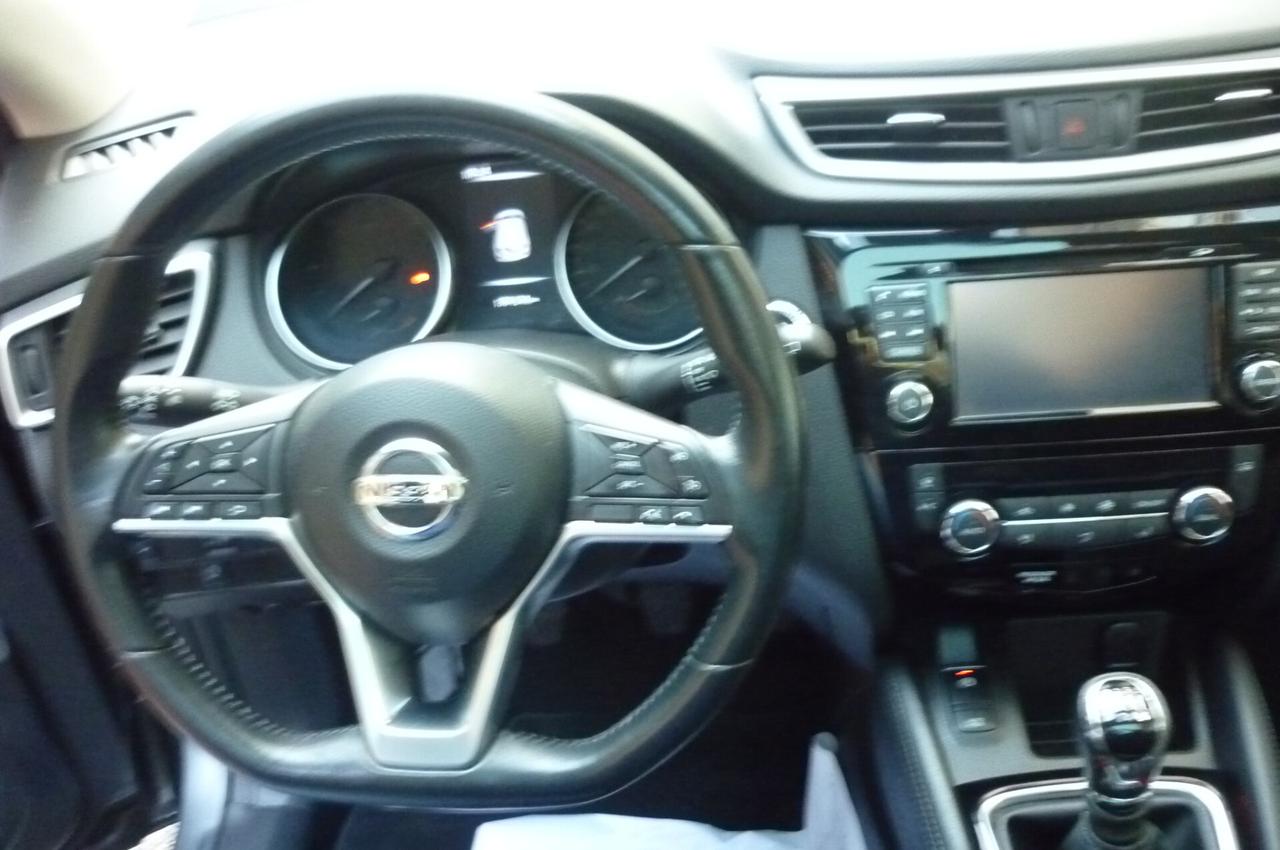 Nissan Qashqai 1.5 dCi N-Connecta