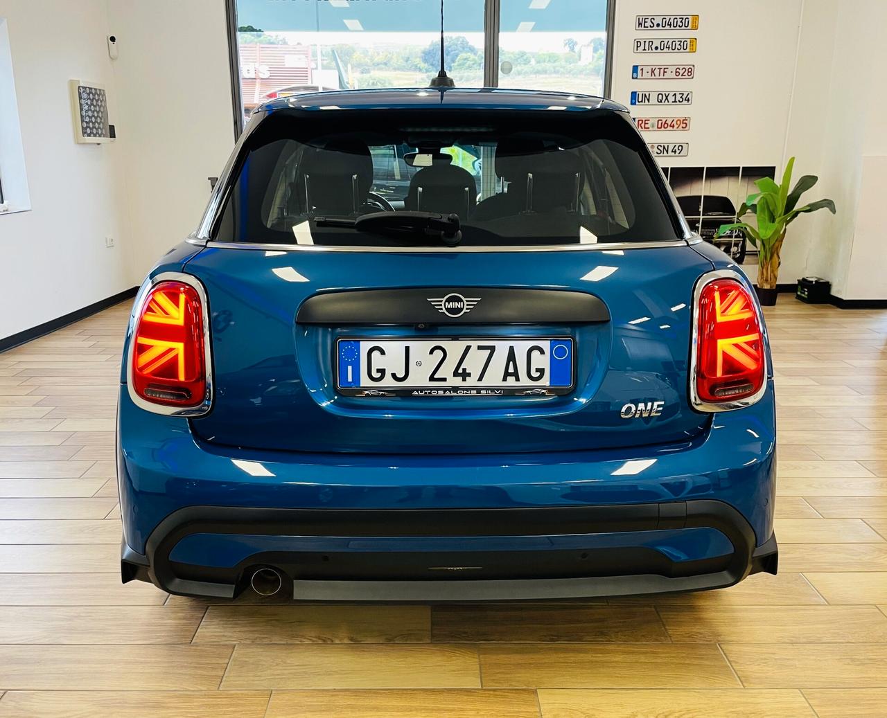 Mini One 1.5 Business Automatica Neopatentati