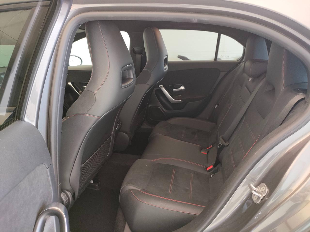 Mercedes-Benz Classe A - W177 2023 - A 180 d AMG Line Advanced Plus auto