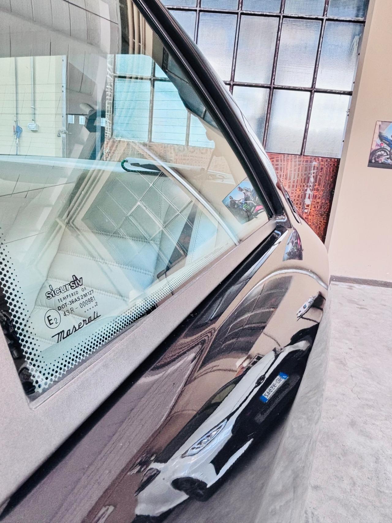 Maserati Ghibli 2.0 V6 306cv