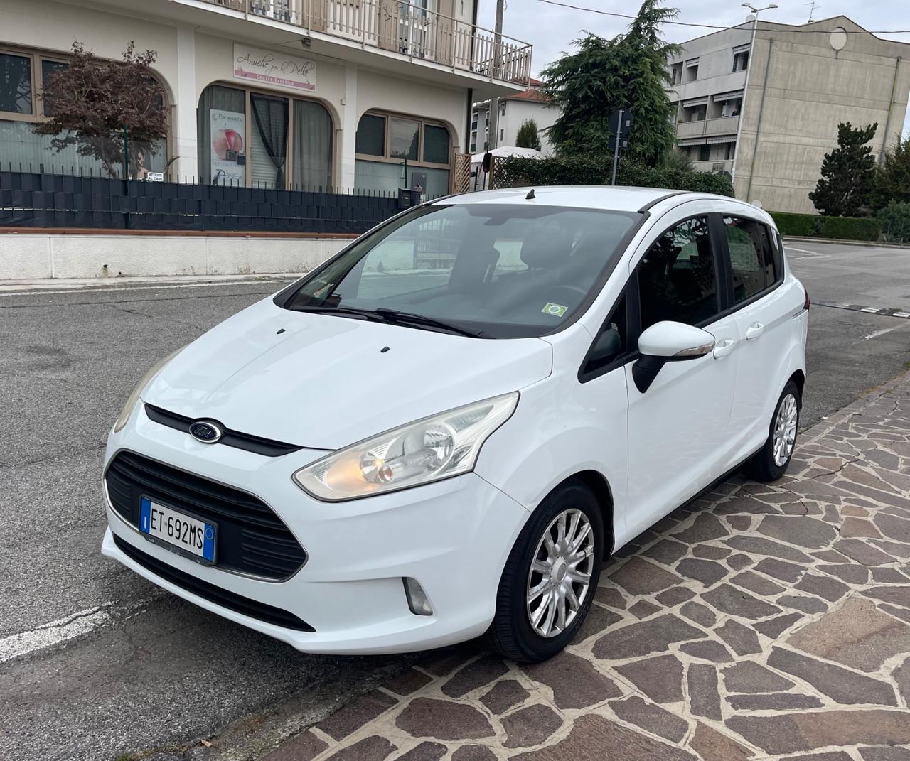 Ford B-Max 1.5 TDCi 75 CV Titanium