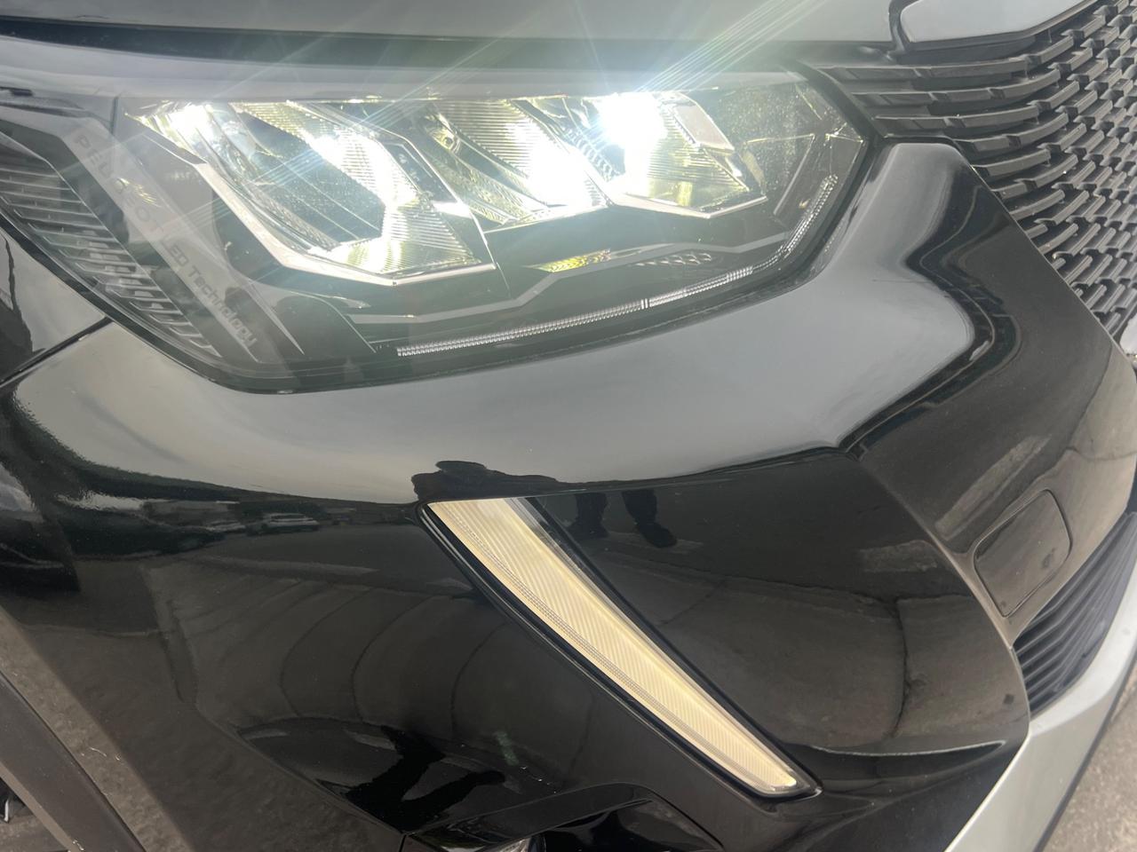 Peugeot 2008 BlueHDi 130 S&S EAT8 Allure