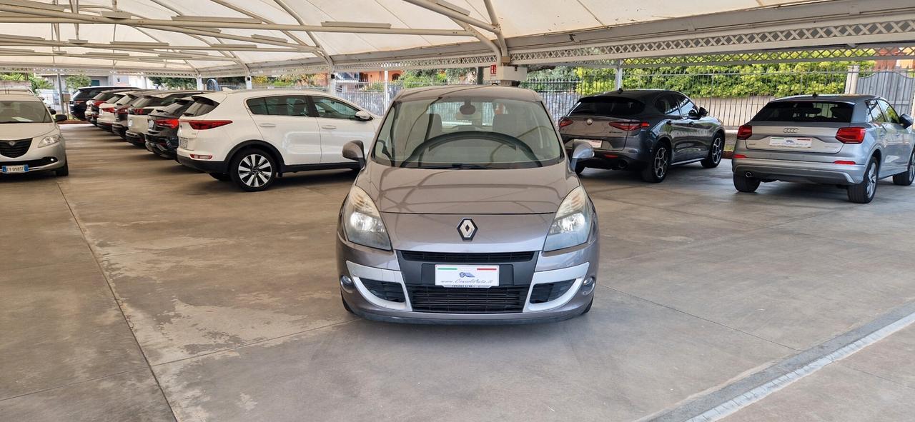 Renault Scenic X-Mod 1.5 dCi 110cv Luxe