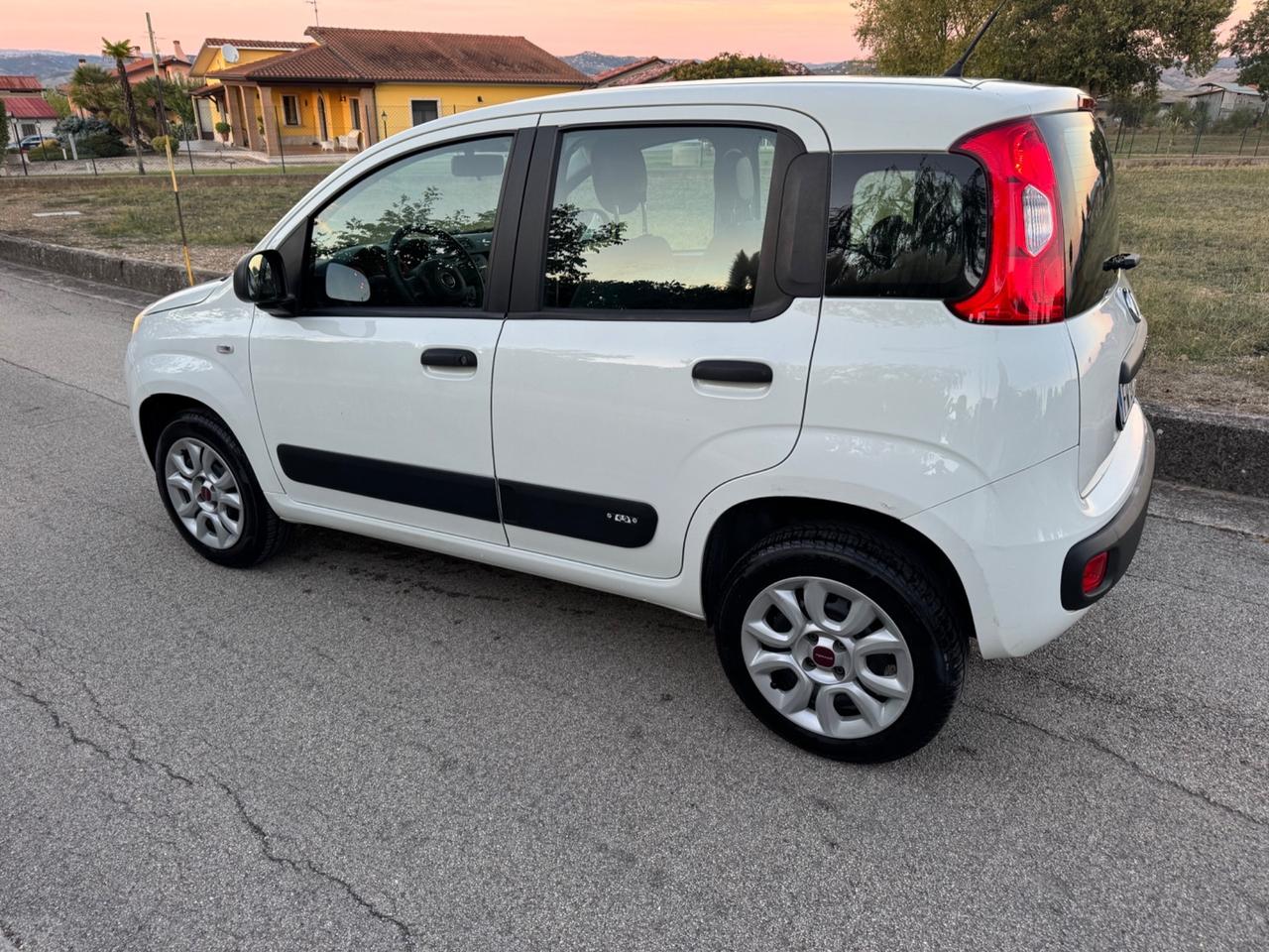 Fiat Panda 0.9 TwinAir Turbo Natural Power Lounge