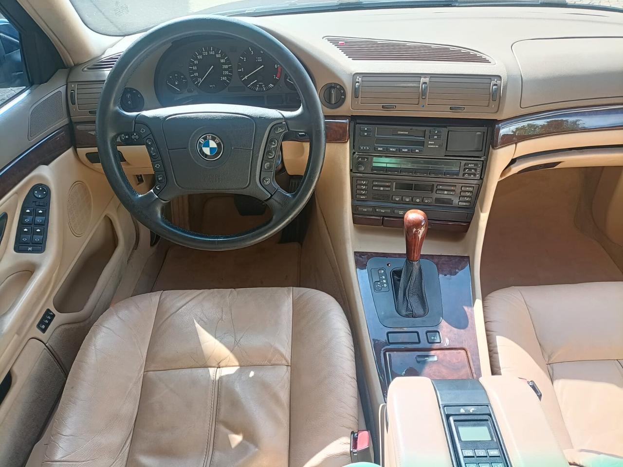 Bmw 735 BLINDATA !!!!!!!