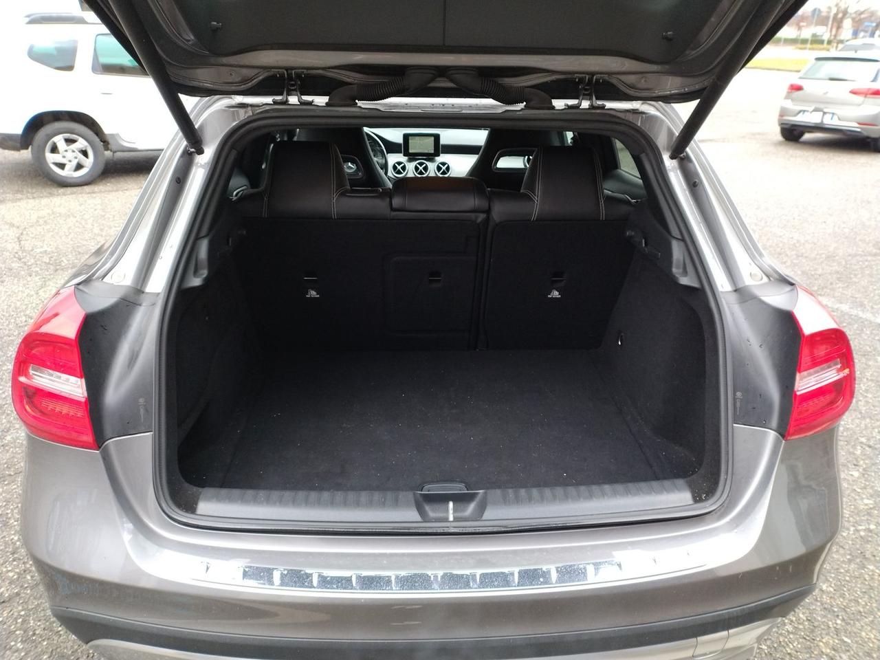 Mercedes-Benz GLA 220 CDI SPORT 4 MATIC AUTO #9122