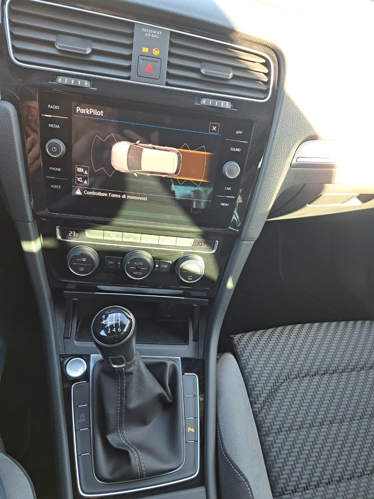 Volkswagen Golf 1.4 TSI 150 CV 5p. R-Line