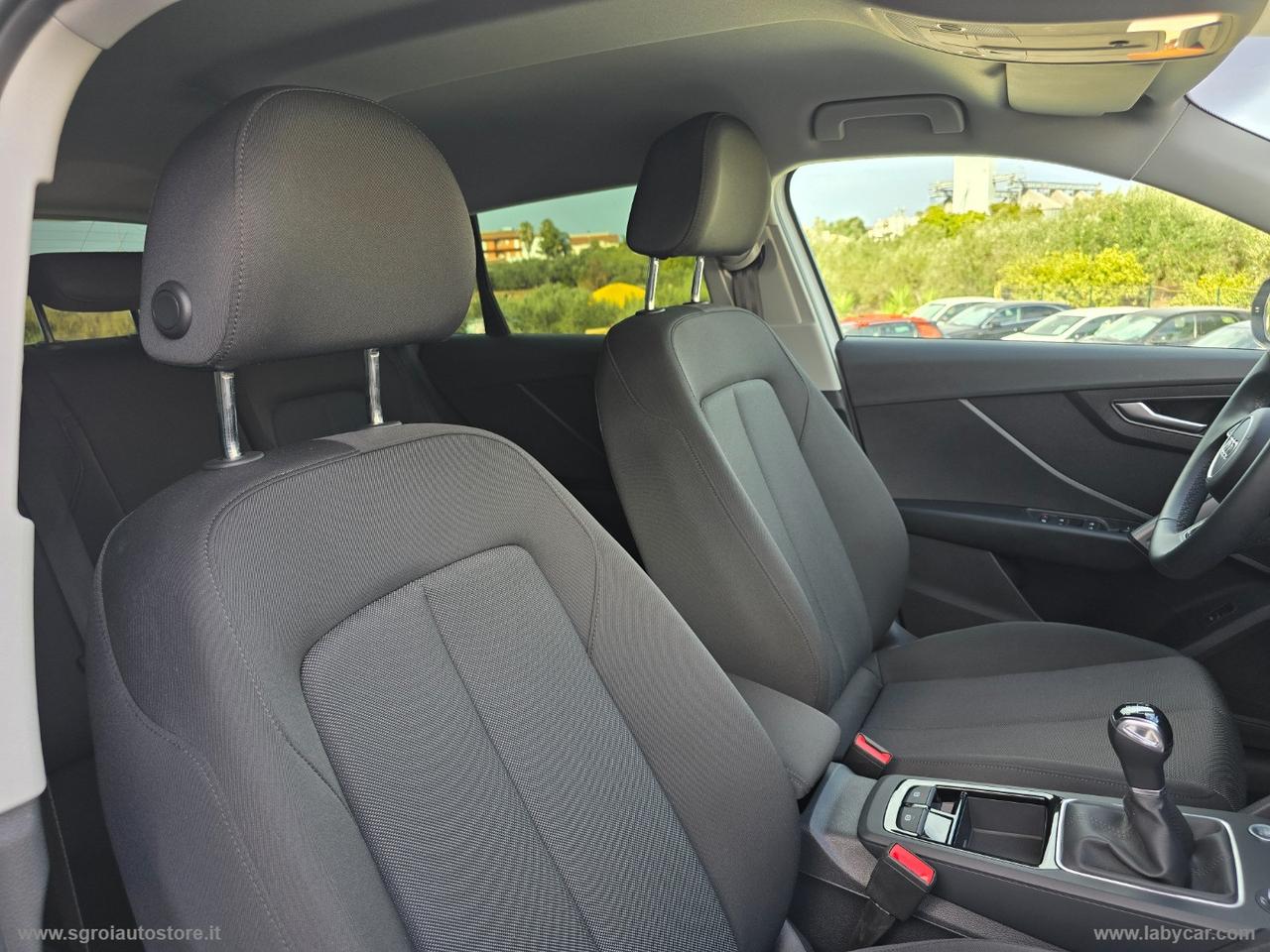 AUDI Q2 30 TDI Business Advanced