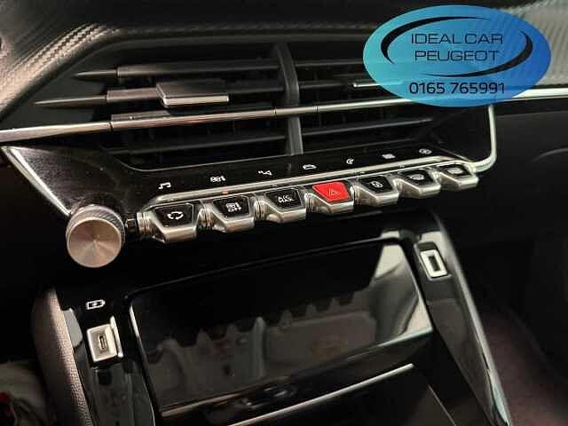 Peugeot 2008 motore elettrico 136 CV Allure Pack