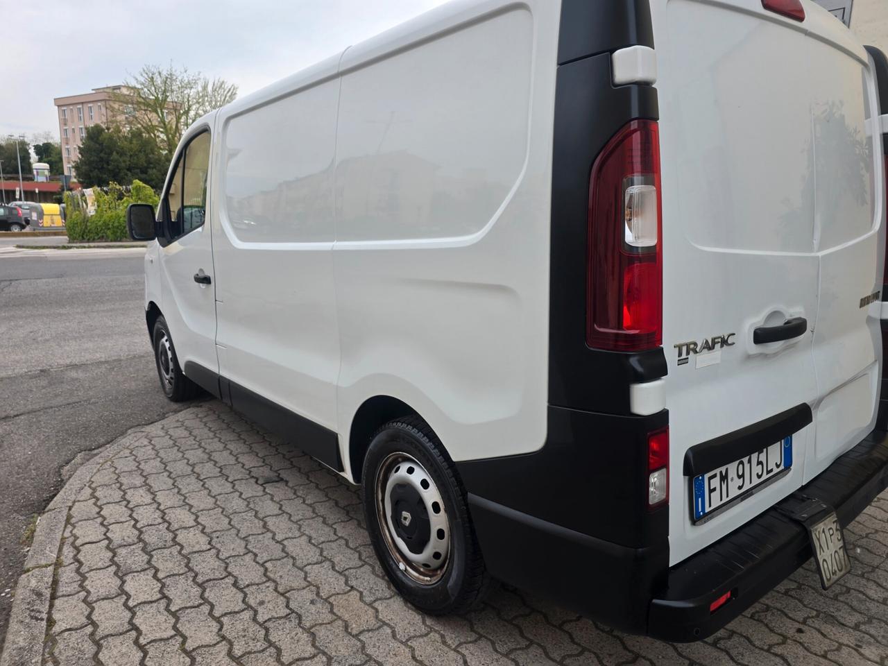 Renault Trafic BluedCi 110CV PL-TN Authentic