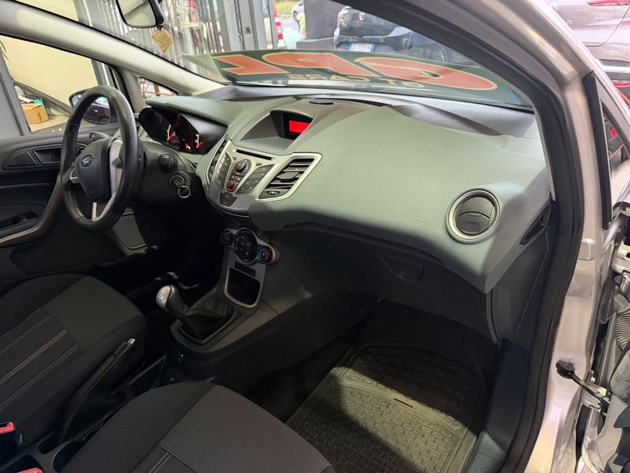 Ford Fiesta 1.4 5 porte Bz.- GPL Titanium
