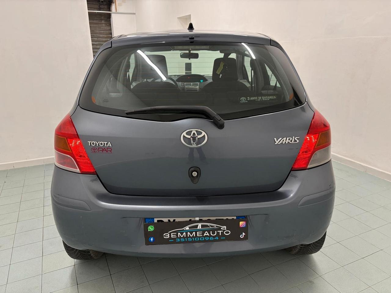 Toyota Yaris 1.0 TUTTO INCLUSO CHIAVI IN MANO LEGGI