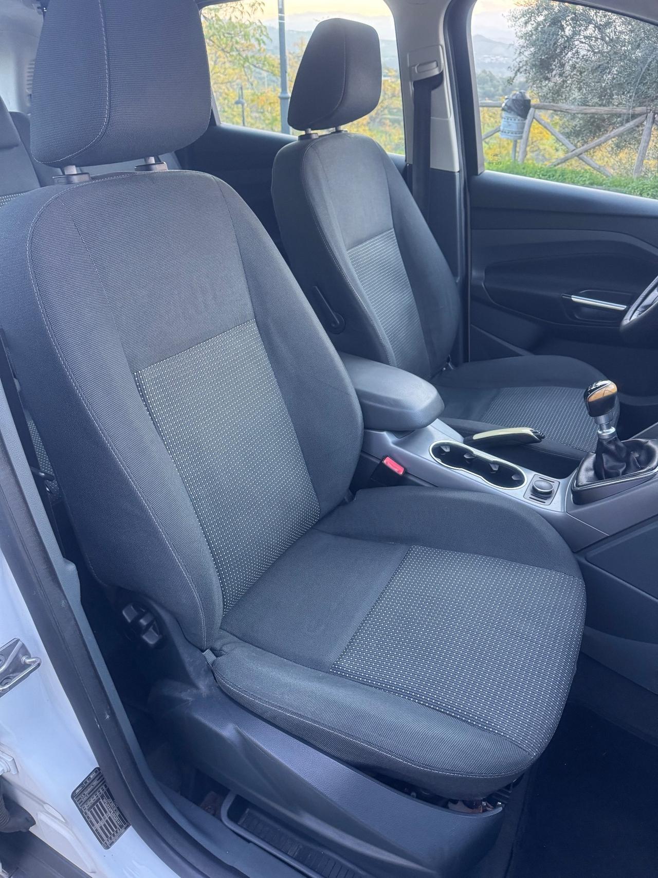 Ford C-Max 1.6 TDCi 115CV *TITANIUM* 2013