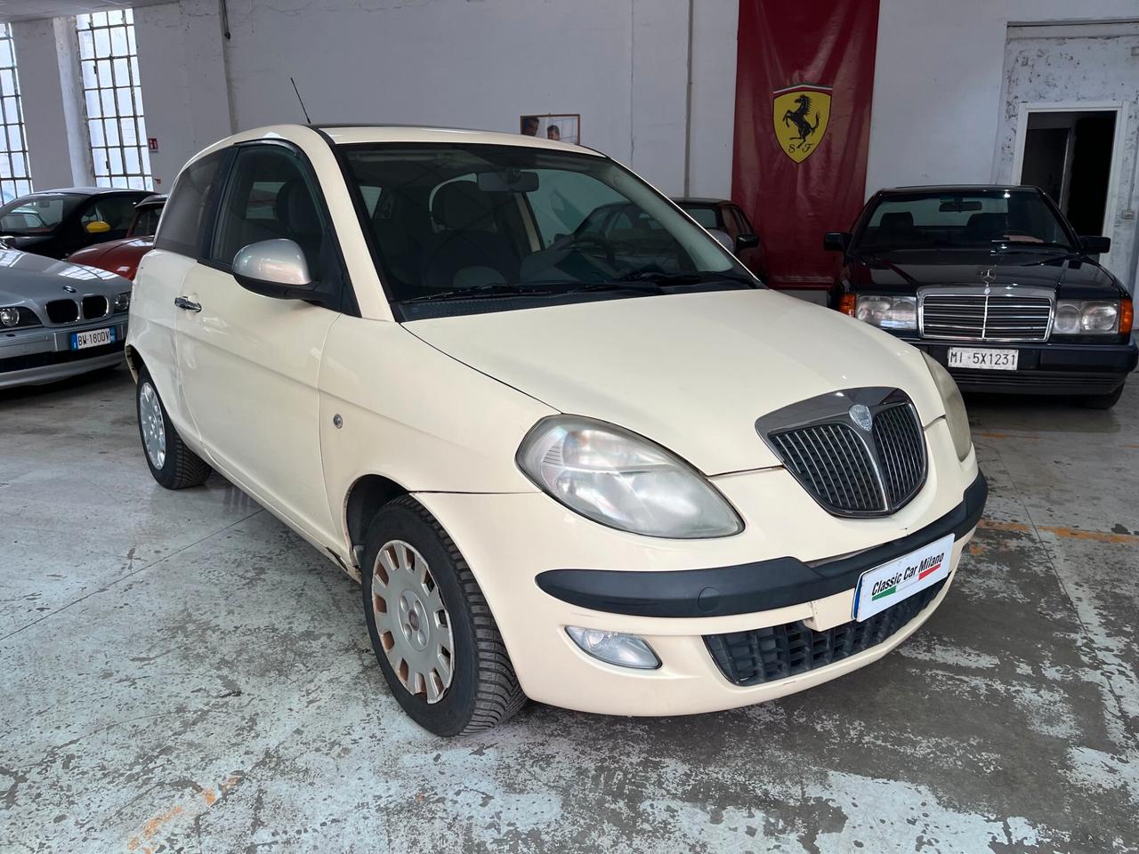 Lancia Ypsilon 1.2 16V Argento