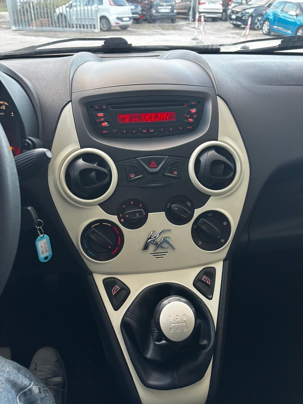 Ford Ka 1.2 8V 69CV Titanium