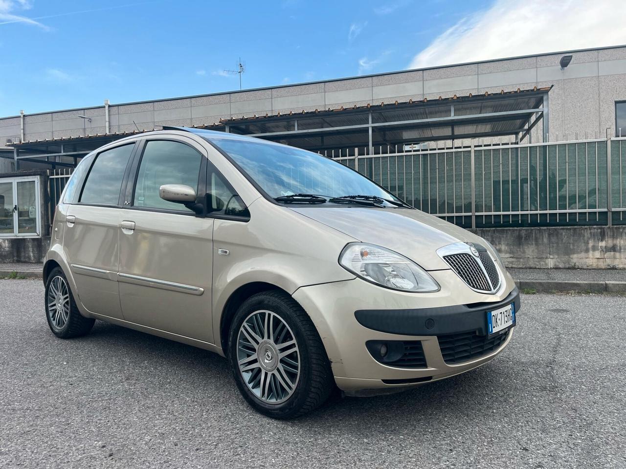 Lancia MUSA 1.4 16V Platino Plus