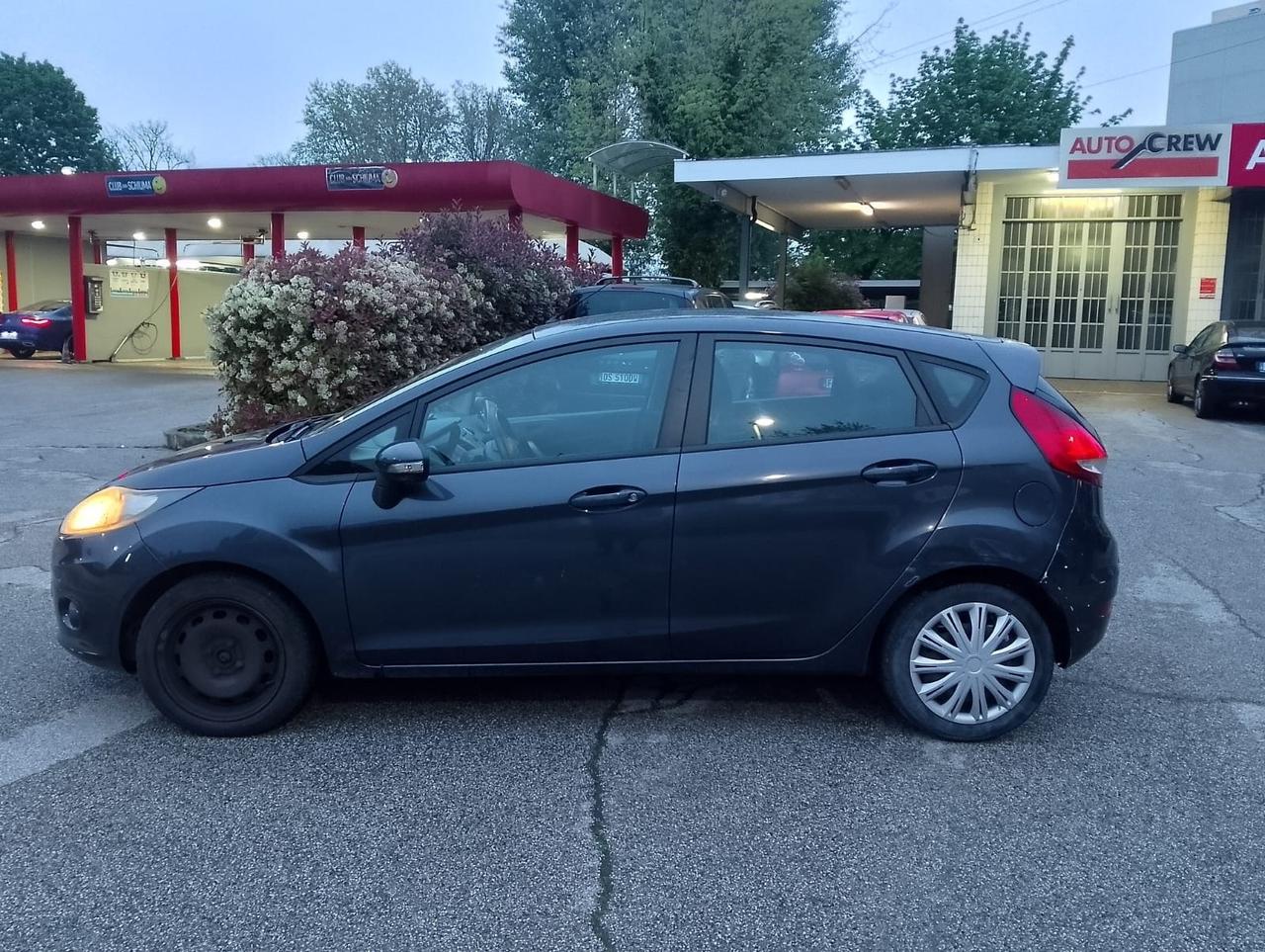 Ford Fiesta 1.6 TDCi 95 CV 5p. Titanium perfetto stato
