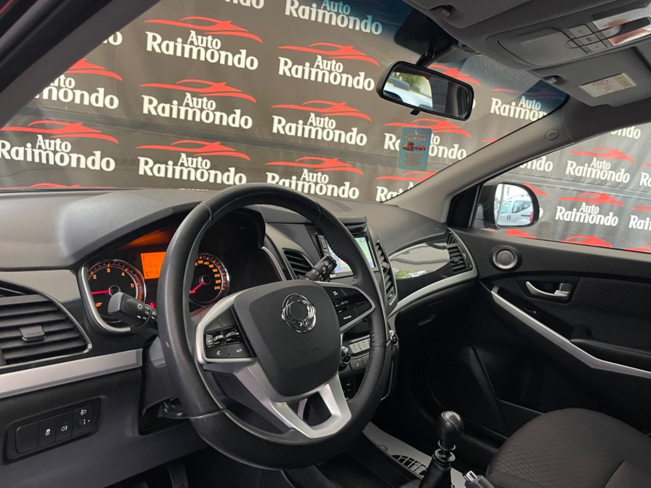 Ssangyong Korando 2.2 Diesel 2WD MT Limited