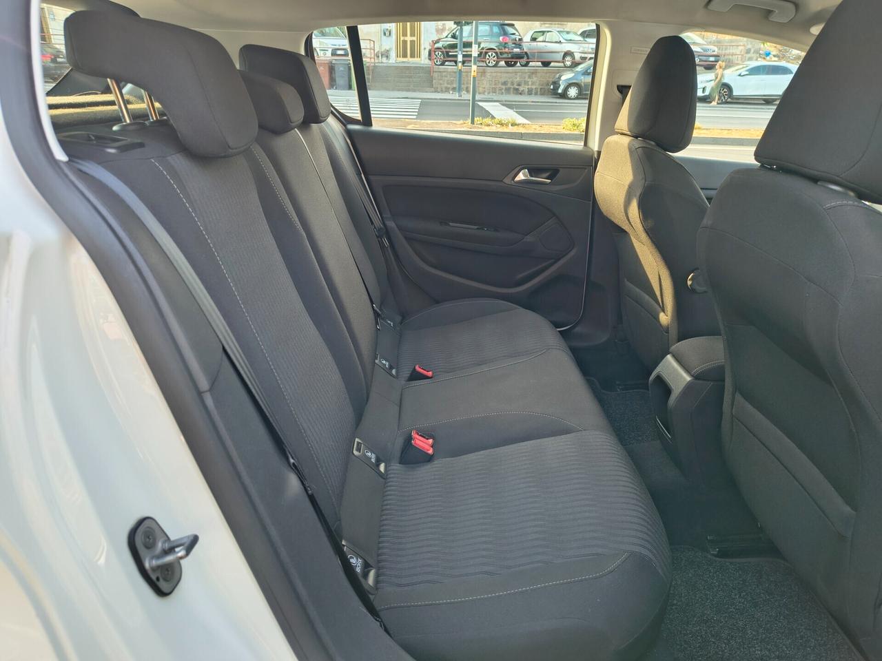 PEUGEOT 308 1.6 DIESEL ALLURE 120.000 KM ANNO 2015