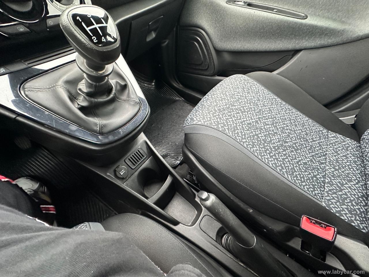 LANCIA Ypsilon 1.2 69 CV 5p. GPL Ecochic Gold