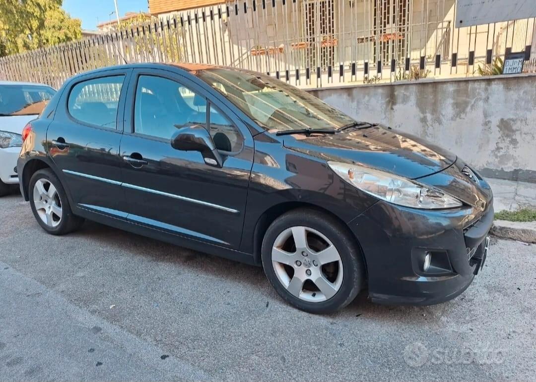 Peugeot 207 1.6 8V HDi 93CV 5p. Allure