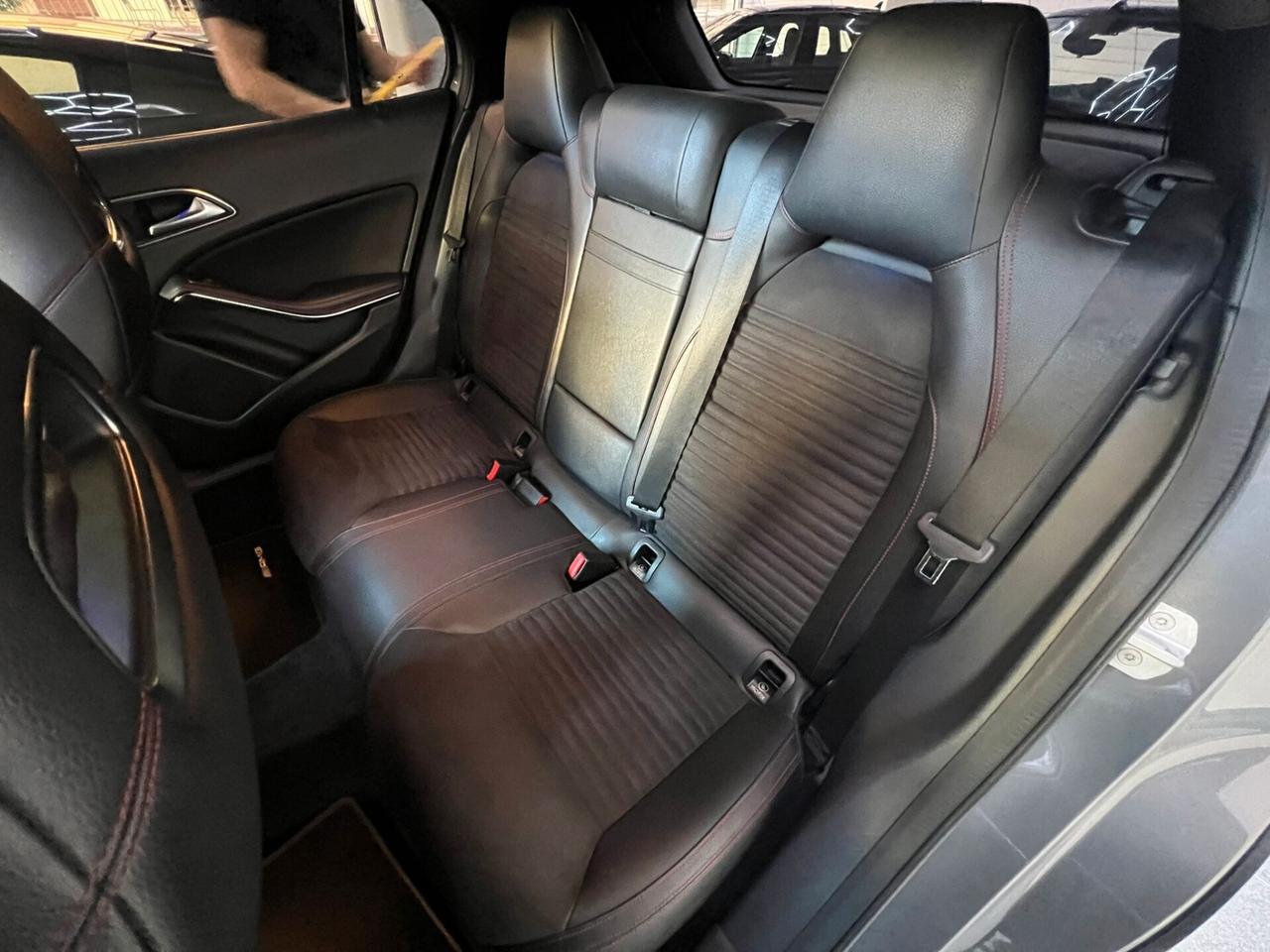 Mercedes-benz GLA 220 d Automatic 4Matic Premium
