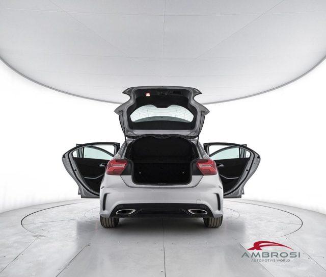 MERCEDES-BENZ A 180 180 d Automatic Premium Auto - PER OPERATORI DEL S
