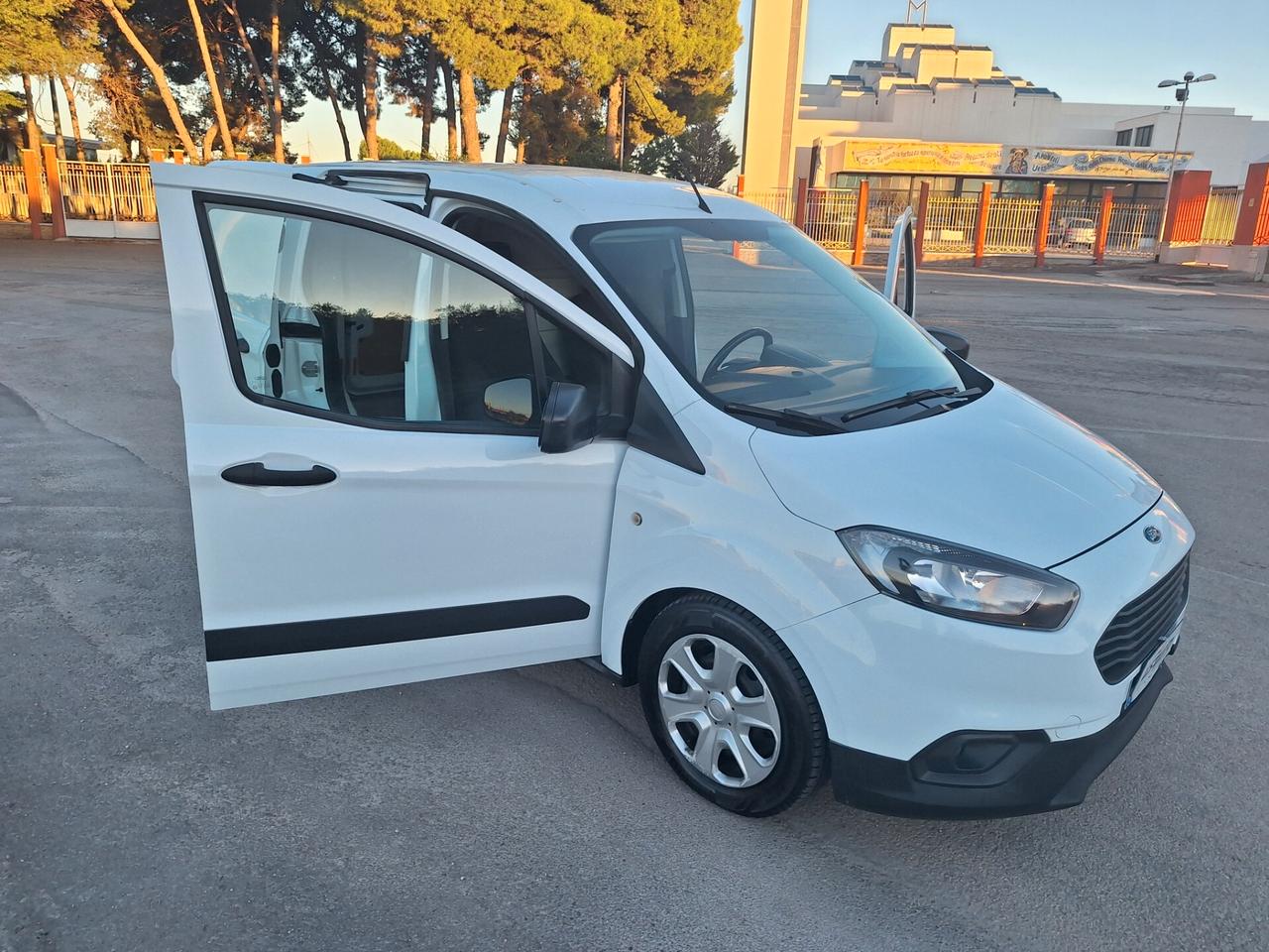 FORD TRANSIT CONNECT 1.5 TDCI 2019