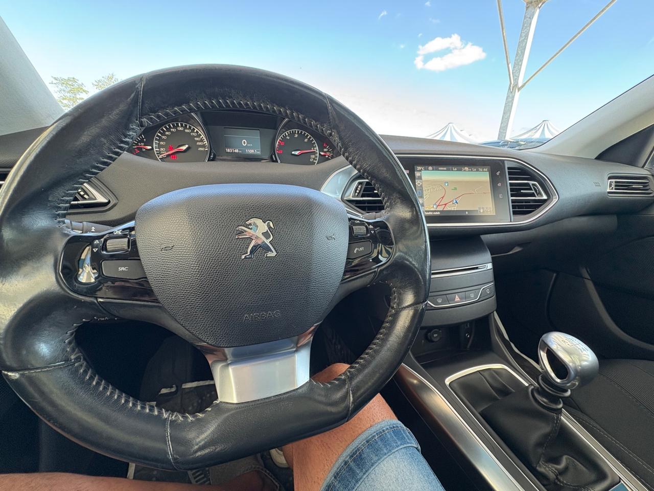 Peugeot 308 1.6 e-HDi 115 CV Stop&Start Allure