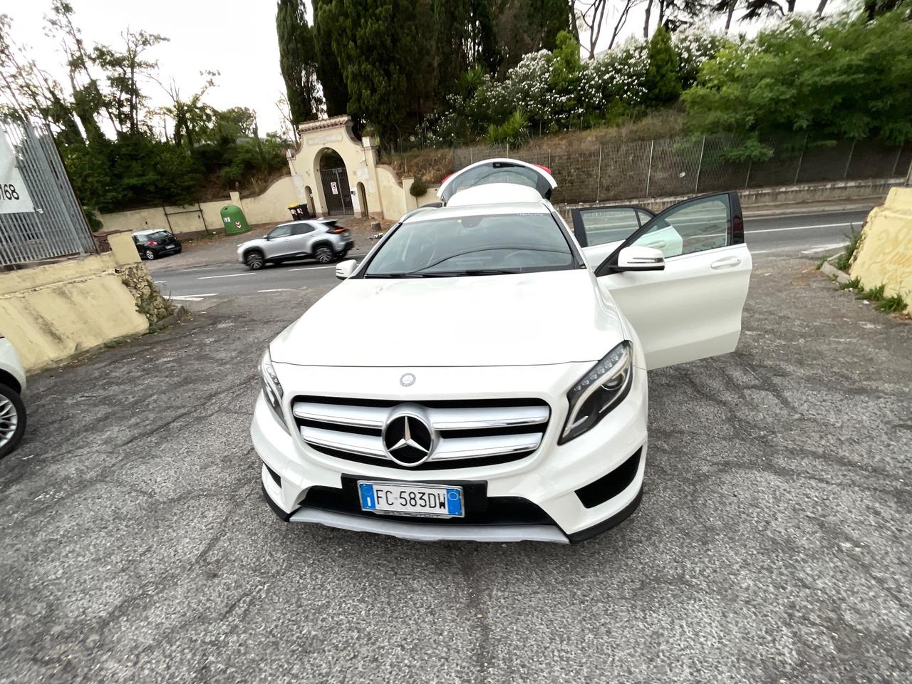 Mercedes-benz GLA 220 CDI autom. Premium AMG PACK