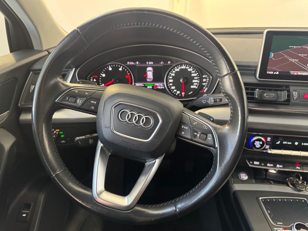 Audi Q5 2.0 TDI quattro S tronic Business Sport