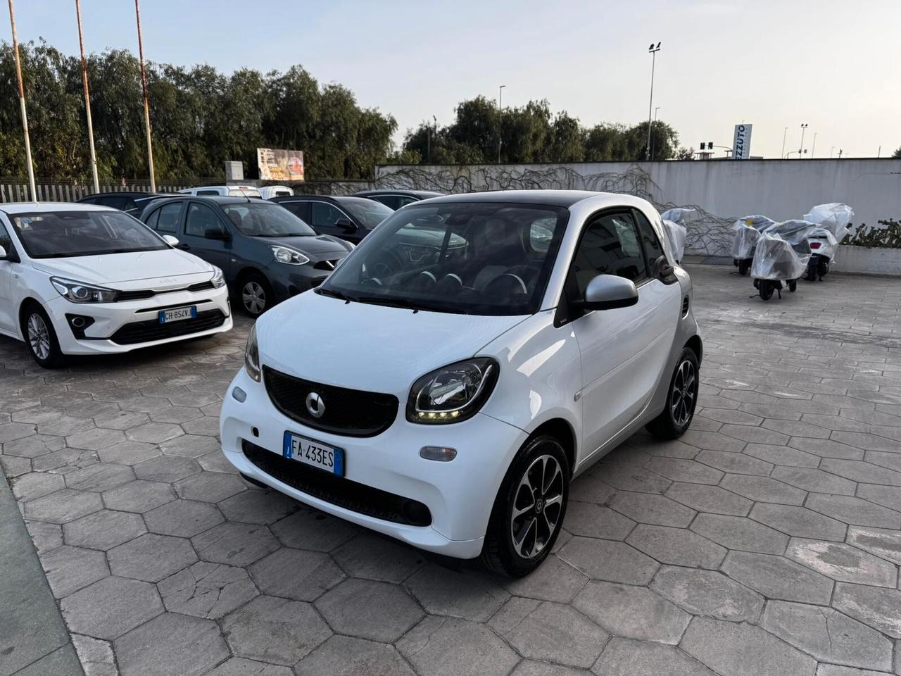 SMART FORTWO 1.0 BENZINA 70 CV 2015