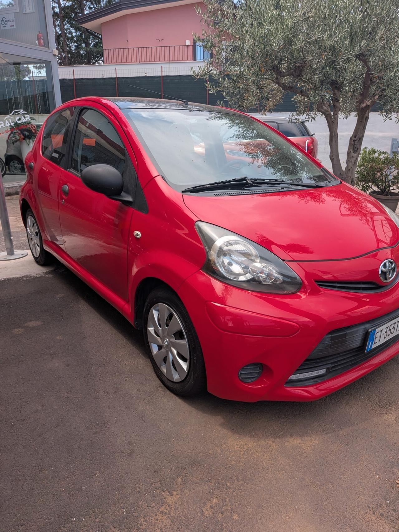 Toyota Aygo 1.0 12V VVT-i 5 porte Active Connect